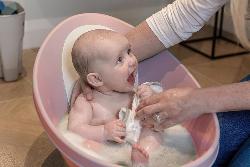 Shnuggle Bath With Bum Bump And Plug Blossom - Image 4